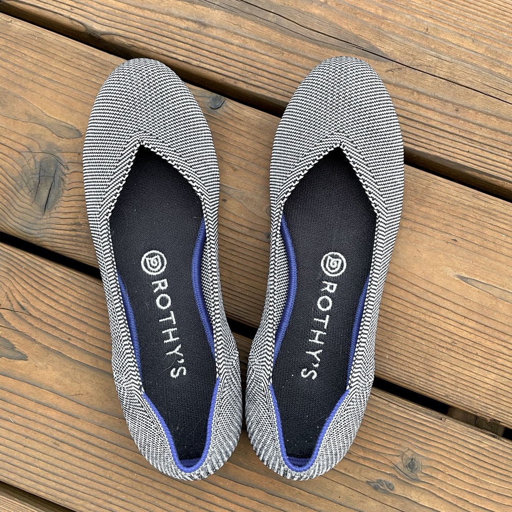 Birdseye Rothy’s (black and white) flats. Adorable!